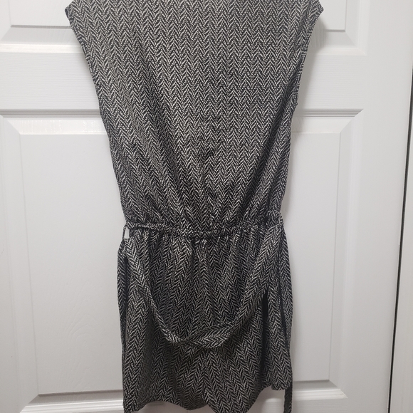 5th Culture Romper - Picture 2 of 5